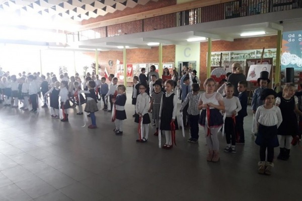 48372775 201447197400924 8653393309324017664 n